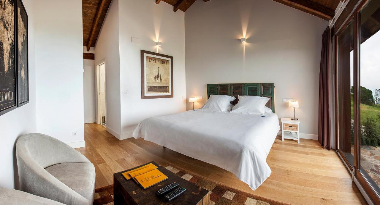 Hotel Rural 3 Cabos El Vallin Exteriör bild