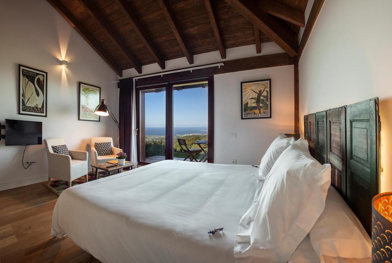 Hotel Rural 3 Cabos El Vallin Exteriör bild