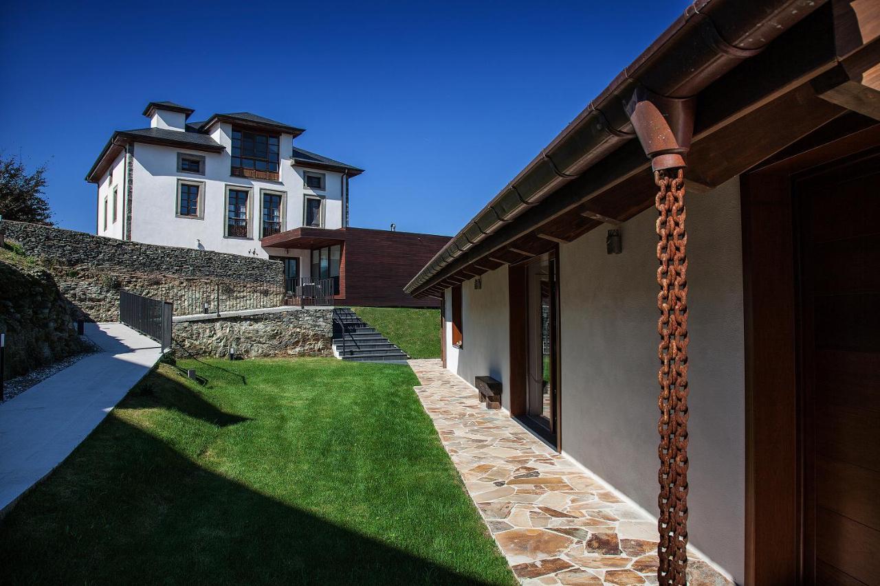 Hotel Rural 3 Cabos El Vallin Exteriör bild