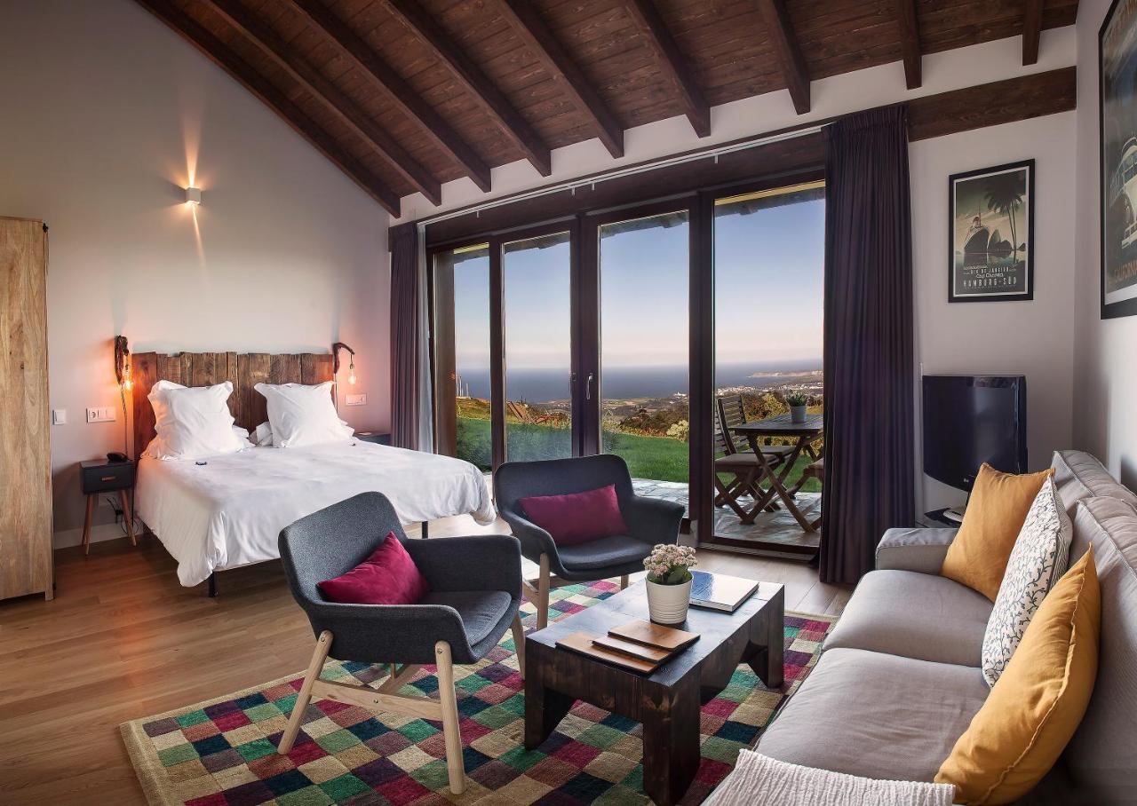Hotel Rural 3 Cabos El Vallin Exteriör bild